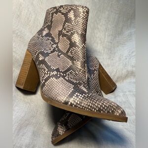 Carlos by Santana snake skin booties